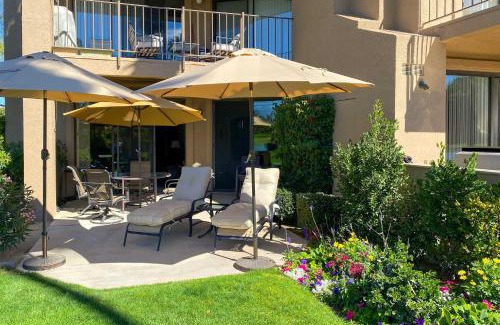 Palm Desert Apartment | Near Golfing Palm Desert Condo with Pool Access!
