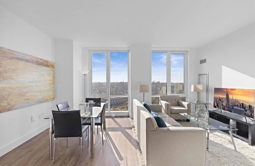 White Plains Apartment | near MetroNorth Station 2 BR | Kitchen + W/D