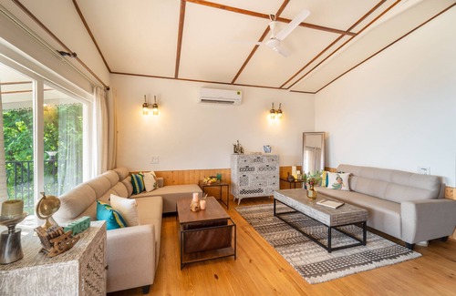 Sirala Hotel | Neer Ganga Resorts