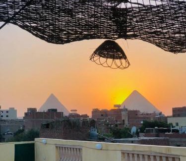 Kafrat al Jabal Hotel | Nefertiti guest house view pyramids