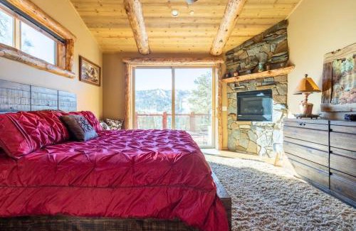 Upper Moonridge House | Nena's Nook Moonridge Log Mansion