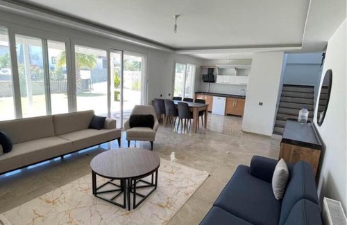 Kusadasi City Centre Apartment | Nesgrup apart Kuşadası