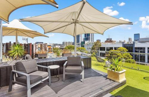 Perth Hotel | Nest on Newcastle - N2