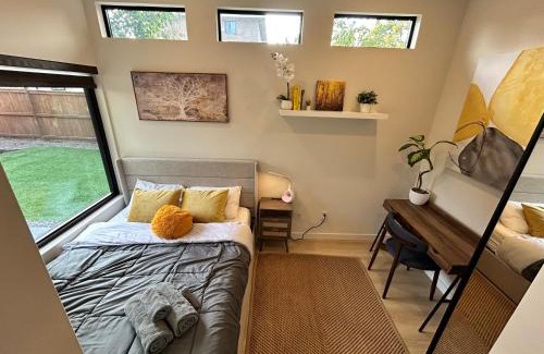 Niagara Falls House | Nestle By The Falls - Niagara Falls