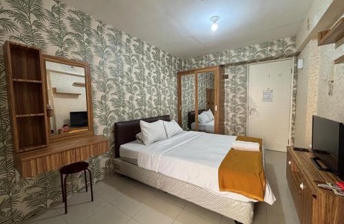 Jatinegara Apartment | Netflix and Chill studio at Bassura City