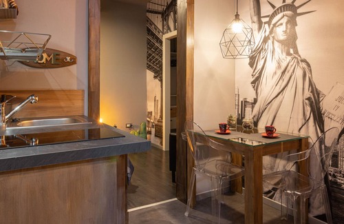 Barriera Vecchia-San Giacomo Apartment | [Netflix & Wi-Fi] Suite Trieste - New York Dream