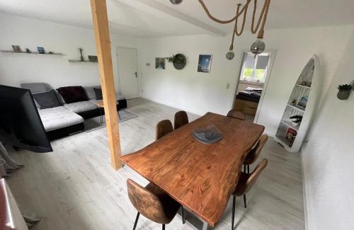 Gaschwitz Apartment | NEU Auszeit in moderner Wohnung in Seen-Nähe