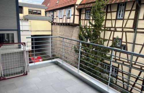Sindelfingen Apartment | Neu saniert, 7 Personen, direkt an der Autobahn und Mercedes Werk