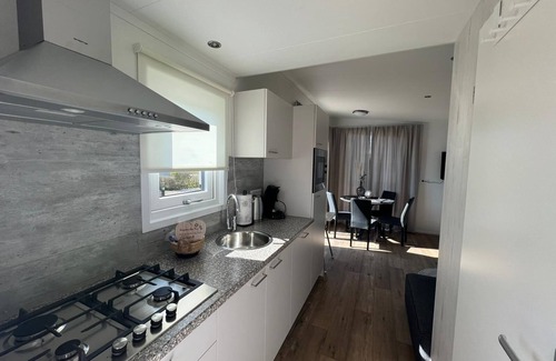 Kamperland Ski Chalet | Neues, Gemütliches 4 Personen Chalet mit Sonniger Terrasse