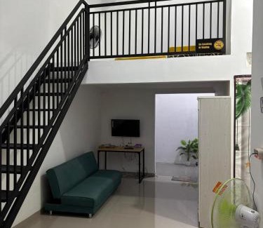 Banaran House | Nevia House - Comfortable Place With Family