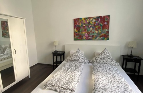 Dusseldorf Old Town Apartment | New 1st Floor Flat, DUS city, 2BR, 2 Bath, Balcony