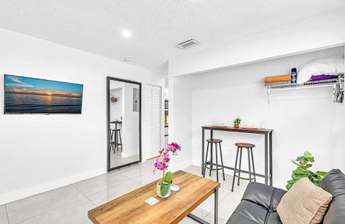 Royal Poinciana House | New 2 Bed Studio Close To Beach & Casino Ha04