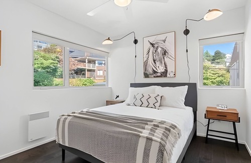 Queen Anne House | NEW! 3BR Great Location Queen Anne W/Rooftop