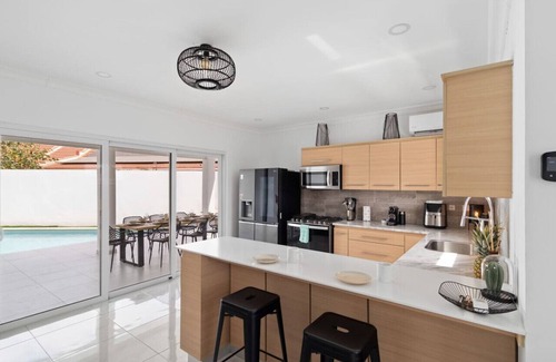 Koyari House | NEW 4BR Villa w/Large Pool & Gym | Villa Charly