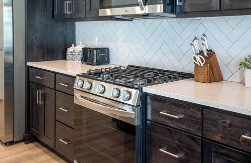 Idaho Falls House | New 6 Bed/3Bath Spacious Home in Idaho Falls. Family Friendly, Sleeps 16+.