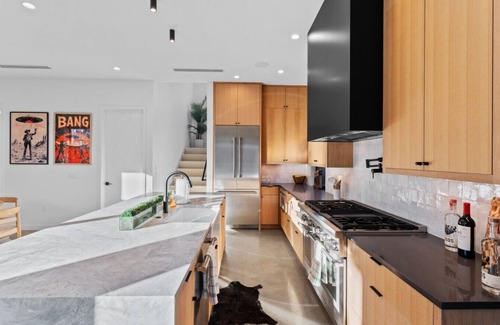 Zilker House | New! 6 BR, 4.5B, Pool, Hot Tub, Cold Plunges, Outdoor Sauna, Bar, 9 TVs, Arcade