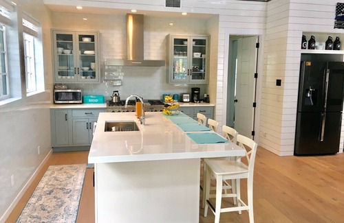 Springs House | New and Ready for Summer 2026! 5-Stars