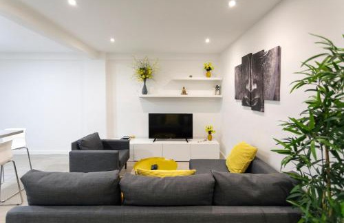 San Sebastian Apartment | New apartment in the neighborhood of Amara.