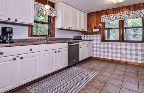 St Germain House | NEW! Beautiful 6 bedroom home on Little Saint Germain Lake