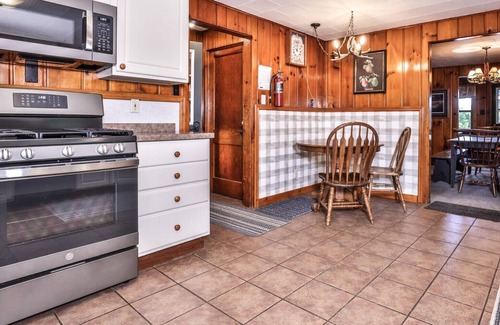 St Germain House | NEW! Beautiful 6 bedroom home on Little Saint Germain Lake