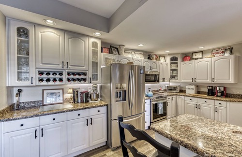 Central Scottsdale House | NEW! BEAUTIFUL SCOTTSDALE on the WATER!