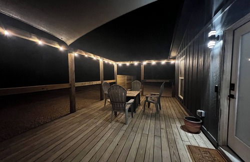 Pearcy House | New Build! Peaceful 3B/3B with Loft Hot Springs Lake Hamilton Oaklawn