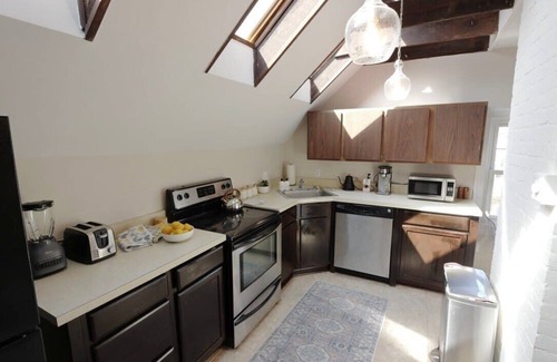 16th Street Heights House | NEW! Cabin in the Clouds ~ Easy Downtown Access w Parking!