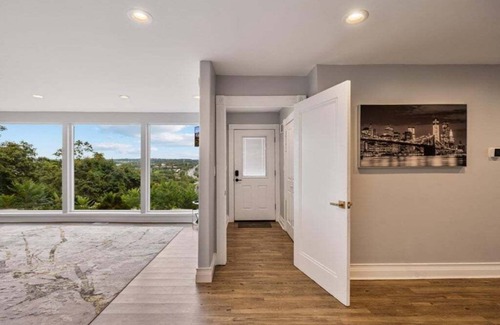 Suffern House | NEW! CASA MATTIA - StayShores