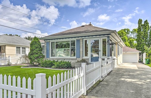 Green Bay House | NEW! Central Green Bay Home, 3 Mi to Lambeau Field