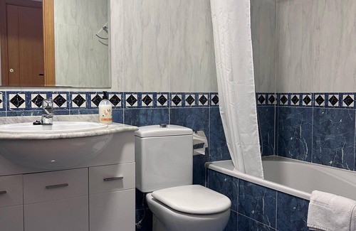 Penya-roja Apartment | NEW! Ciudad de las Artes Apartment