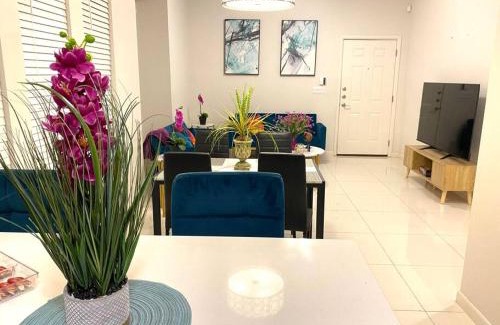 Mission Apartment | NEW! Condo on Shary