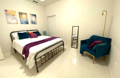 Mission Apartment | NEW! Condo on Shary