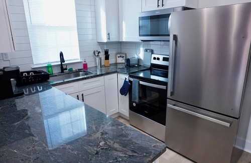 Chattanooga Apartment | New Cozy 1 bed 1 bath Duplex- Downtown Chattanooga