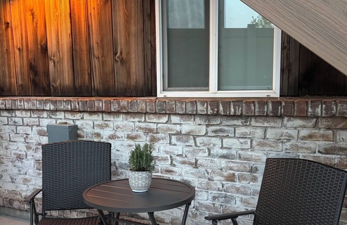 Salt Lake County Apartment | New Cozy Bluffdale Stay -Sleeps 4-Quiet, Patio, Full Kitchen, Near Freeway