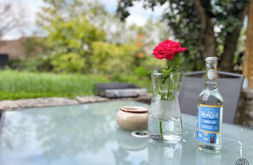 Paroisse Notre-Dame Apartment | New furnished 4* apartment with terrace and private parking.