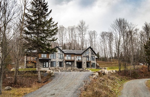 Mont-Tremblant House | NEW ! Le St-André Ski/Golf Mont-Tremblant