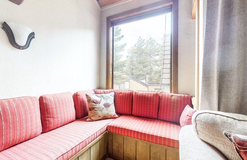 Majestic Pines Condo | *New Listing* Bigwood Retreat - Walking distance to shuttle
