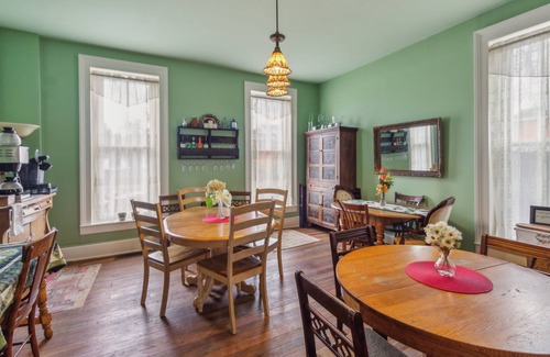 Glasgow Cottage | NEW LISTING! Carroll Cottage by Main Street Bed & Breakfast