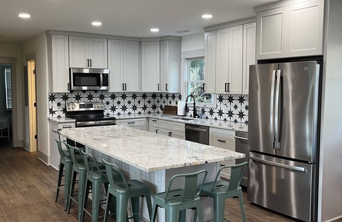 Lake Oconee House | NEW LISTING! Lakefront w/Private dock and outdoor oasis! Brand New Interior!