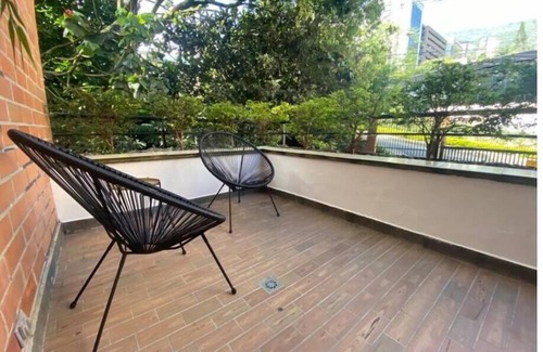 Villa Hermosa Apartment | NEW LISTING! Nature & Comfort. Contemporary Apartment with patio for BBQ!