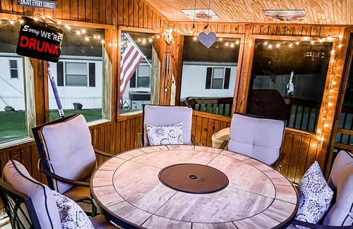 Benton House | NEW LISTING - Newly Remodeled - Kentucky Lake