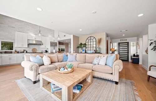 San Clemente House | New Listing! Stunning Coastal Retreat with Panoramic Ocean Views