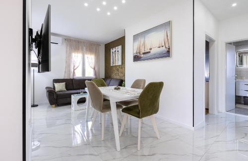 Bacvice Apartment | NEW! Luxury Apartment Dona