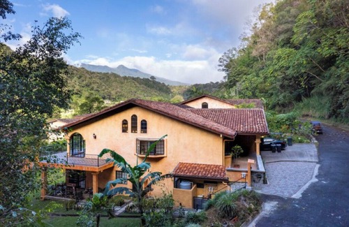 Boquete Villa | NEW! Luxury Loft in 5-Star Resort Walk to Town King Deck Views W/D