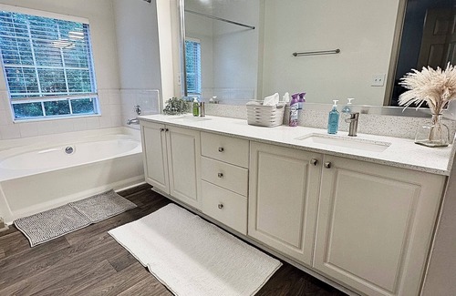 Atlanta House | NEW Luxury Vinings Townhome Perfect for Families