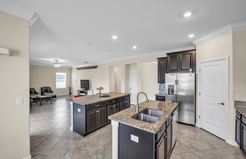Riverview House | NEW! Modern Riverview Oasis Near Tampa Bay