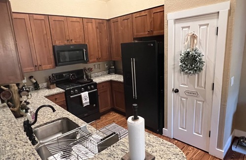 Bear Lake Reserve House | NEW! Movie Theater, Pool Table, Hot Tub and MORE in Bear Lake Reserve!