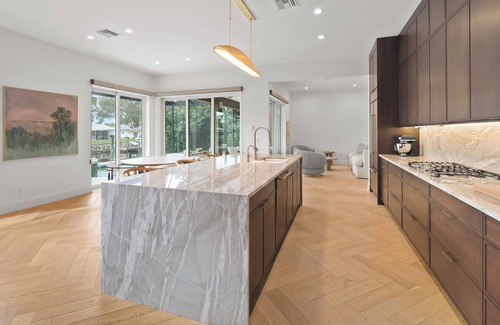 Central Naples House | NEW Naples remodeled designer home with Gulf Access and neighborhood clubhouse