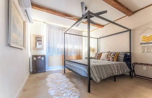 Twentynine Palms House | NEW! New Moon Cactus Villa @ Joshua Tree - HotTub, FirePit, Pool, Outdoor Shower