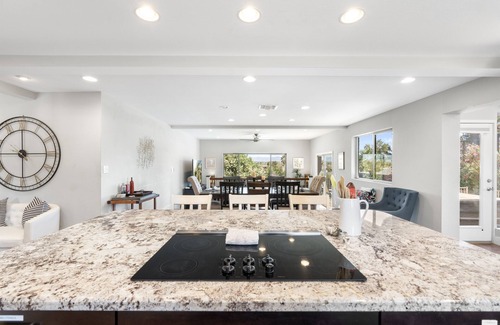 Paradise Valley Village House | NEW!Oasis Overlook 8 Bdr,7 Ba,Pool,Hot tub,Putt Grn